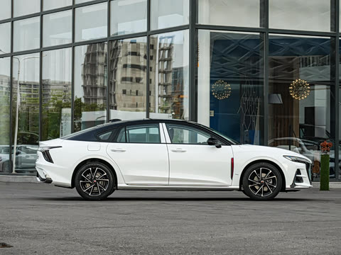 2026�� 2.0T ��Զ��