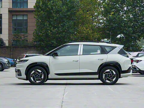 2025�� ����TECH�� 64.2kWh