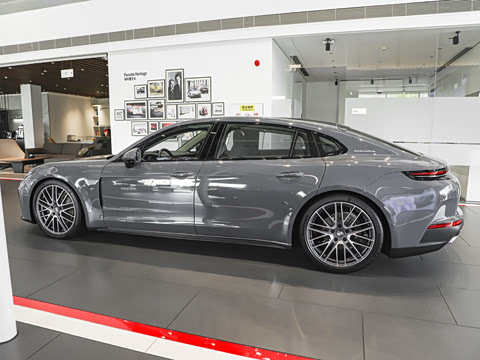 2026�� Panamera �����ӳ������� 2.9T
