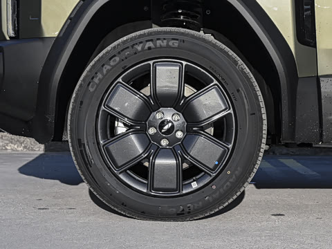 2025�� 215Զ�а�