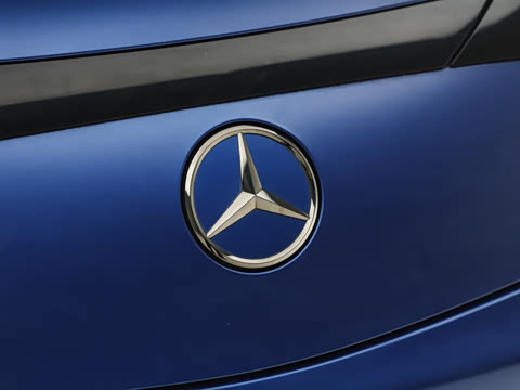 2026�� AMG CLE 53 4MATIC+ ���ܳ�