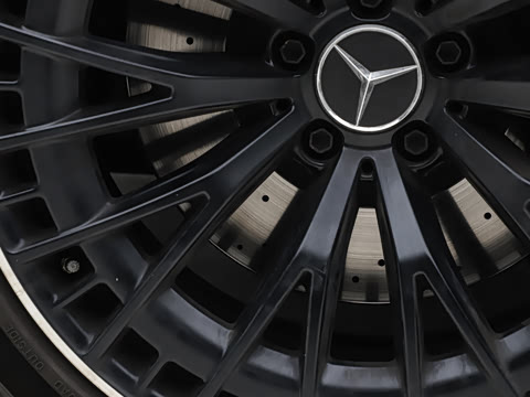 2026�� AMG CLE 53 4MATIC+ ���ܳ�