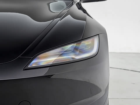 2025�� �Ŀ� ����������