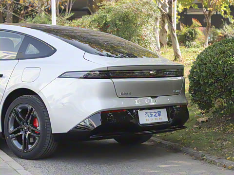 2026 007+  565 Ultra+״