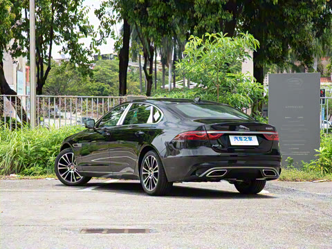 2025�� 2.0T P250 ��������������