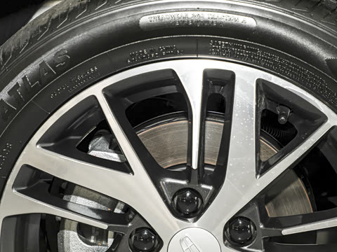 2026�� ��4�� 400������ 1.5L �ֶ���Խ��