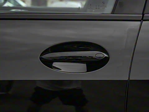 2025�� xDrive 40Li ������M�˶���ҹ��װ