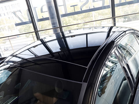 2026�� E 300 �������˶���