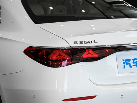 2026�� �Ŀ� E 260 L
