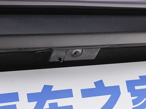 2026�� Taycan 4 Cross Turismo