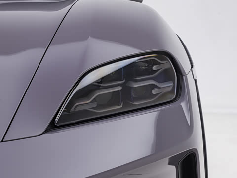 2026�� Taycan 4 Cross Turismo