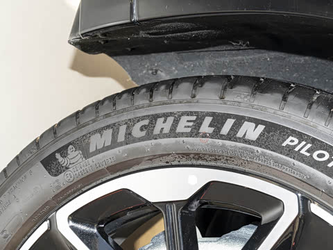 2026�� ���� 1704 Max �콢��