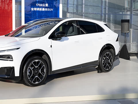 2026�� ���� 1704 Max �콢��