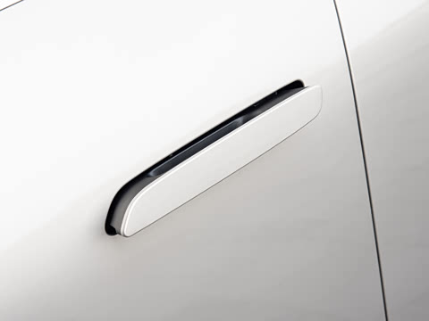 2026�� 85kWh Max+