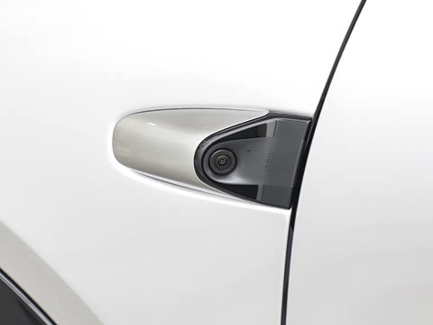 2026�� ���� 702 Max �콢��