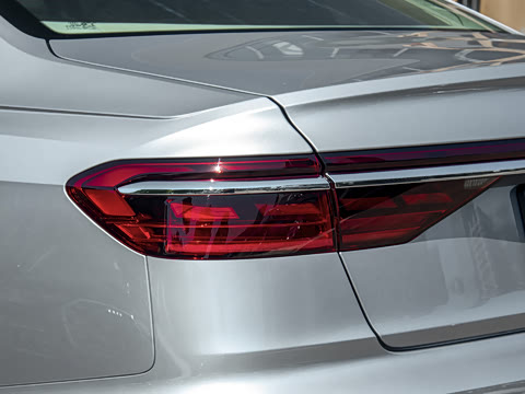 2026�� A8L Horch��ʼ�˰� 55TFSI