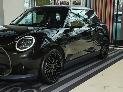 2025�� PAUL SMITH ���ʦ��