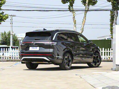 2026�� 450TSI �����콢 6��