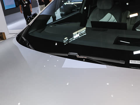 2026�� ���� 1704 Max �콢��