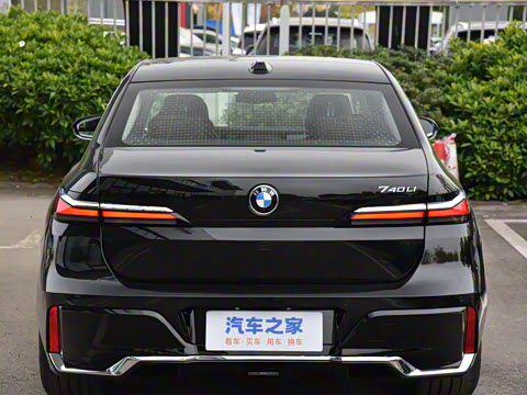 2026�� 740Li ������ M�˶���װ