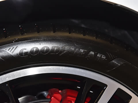 2026�� 2.0T �˶��� quattro