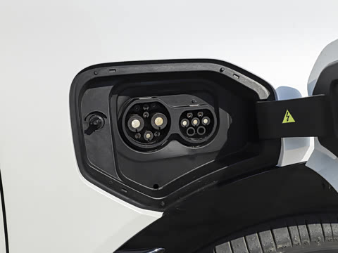 2026�� 610 �����״�Ultra