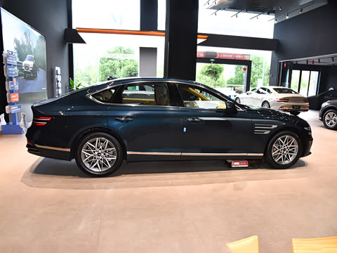 2027�� 2.5T ����������
