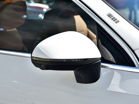 2026�� GLC 260 L 4MATIC �����