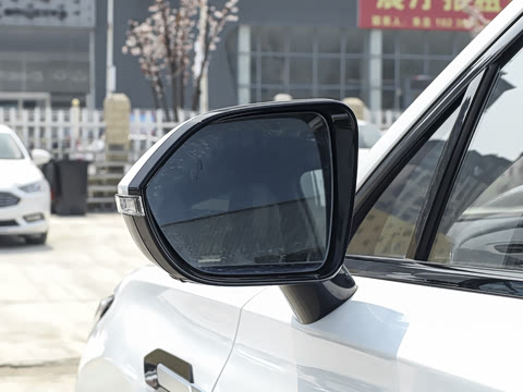 2026�� 1.5T 210KM������