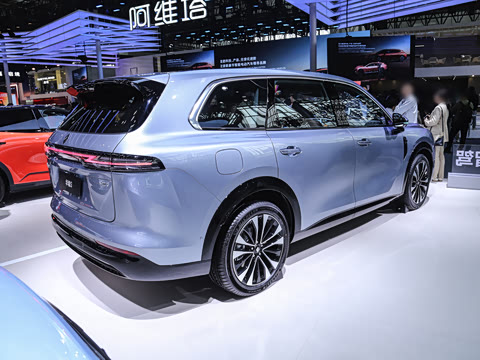 2026�� 235km ����Ǭ��������