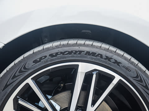 2026�� 2.0S �˶���