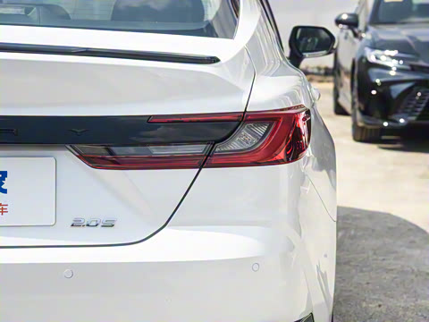 2026�� 2.0S �˶���