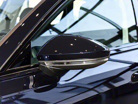 2025�� allroad quattro 55 TFSI ��̽�ռ�