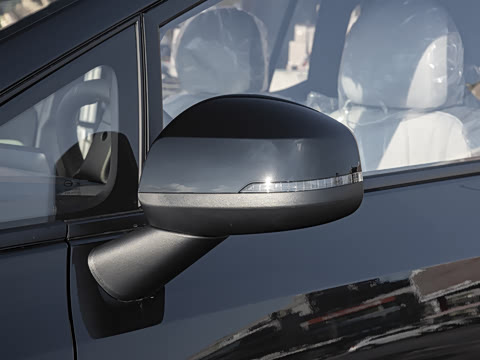 2025�� Plus 610 ������