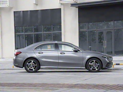 2025�� �Ŀ� A 200 L ʱ����