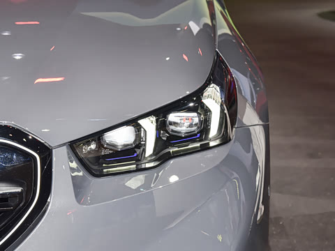 2025�� M5