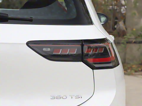 2026�� 380TSI DSG GTI
