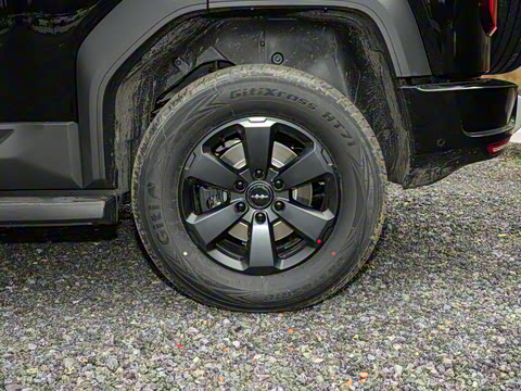 2025�� 210KM ����Ultra��