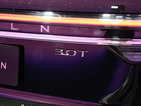 2024�� 3.0T V6 �������Ű� ����