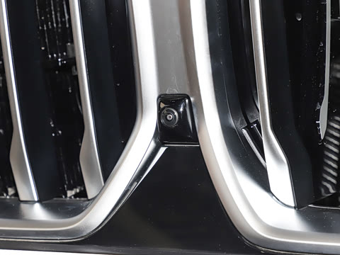 2026�� xDrive40i M�˶���װ