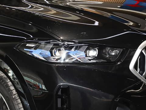 2026�� xDrive40i M�˶���װ