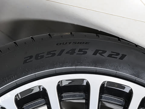 2025�� ���� Ultra�� 53.4kWh 6���� (896�߼����״