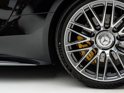 2026�� AMG GT 63 4MATIC+