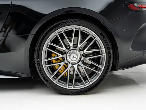 2026�� AMG GT 63 4MATIC+