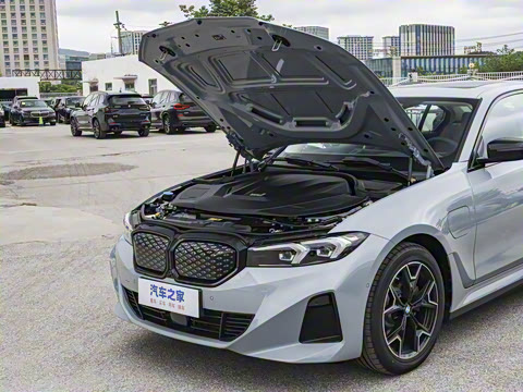 2026�� eDrive 40 L ��ҹ��װ