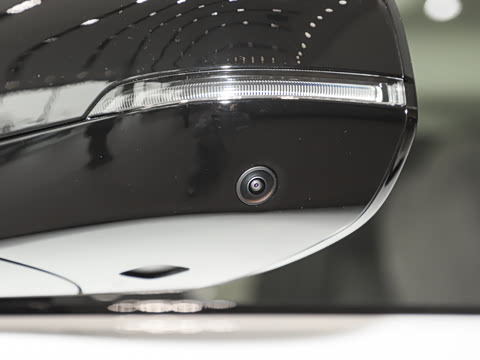 2025�� Ultra ���ܻ��°�