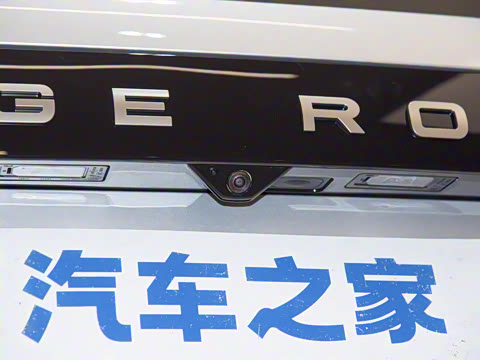 2025�� 3.0 L6 400PS �����ӳ���