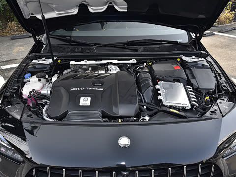 2026�� AMG CLA 45 S 4MATIC+