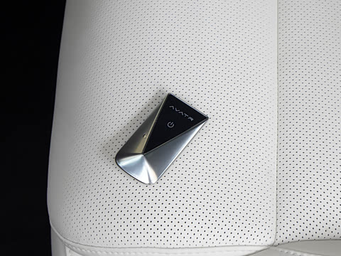 2026�� Max ˫��������