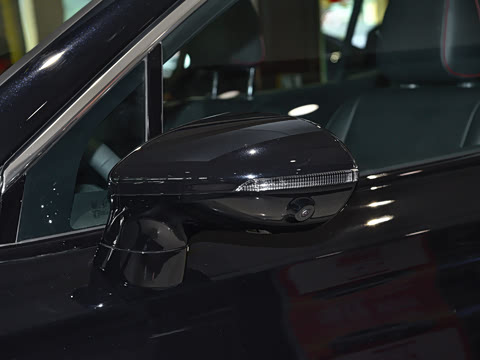 2025�� �Ŀ�  2.0T PHEV ����200��������� 6��